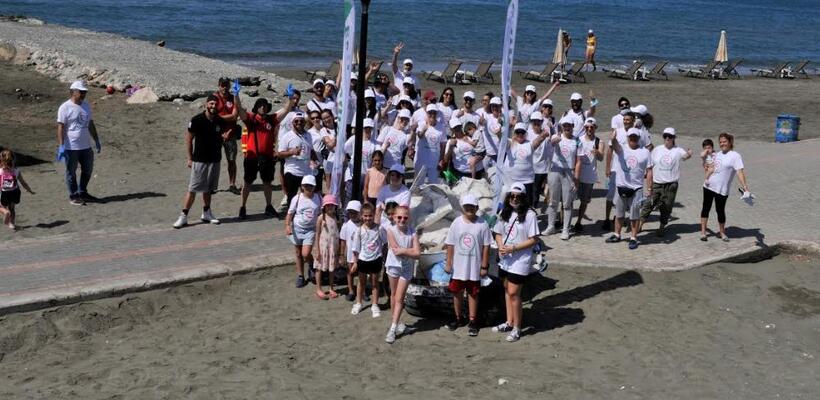 Καθαρισμός Παραλίας από Εταιρεία Remedica