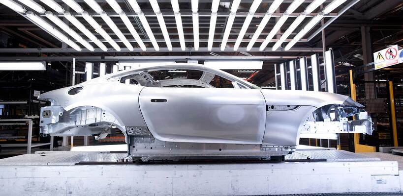 Η Jaguar επενδύει πολλά εκατομμύρια στα ηλεκτρικά οχήματα