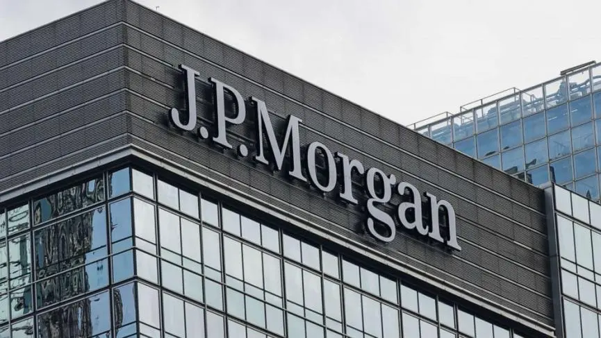 JP Morgan: Αμερικανοί καταναλωτές προαγοράζουν προϊόντα υπό τον φόβο αύξησης των τιμών