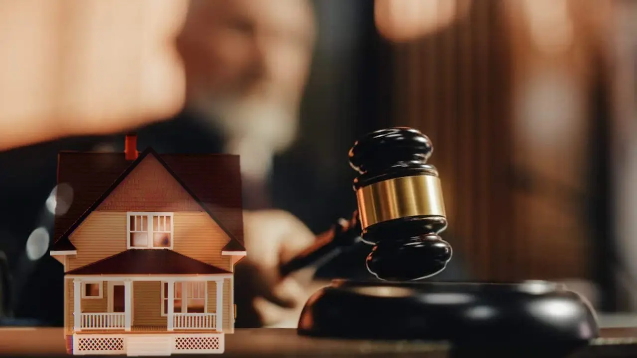 Ακίνητα: Ώρα μηδέν για «εγκλωβισμένους αγοραστές» - Πώς να προστατευθείτε