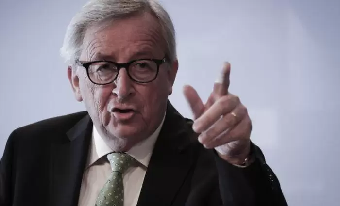 Ζαν Κλοντ Γιούνκερ: «Λάθος» η αντίδραση φον ντερ Λάιεν στους δασμούς Τραμπ