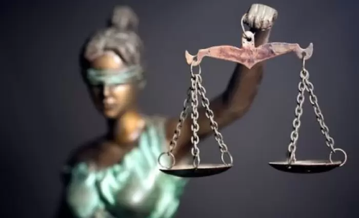 Λιγότερο από το 40% των δικηγόρων θεωρεί τους δικαστές αμερόληπτους