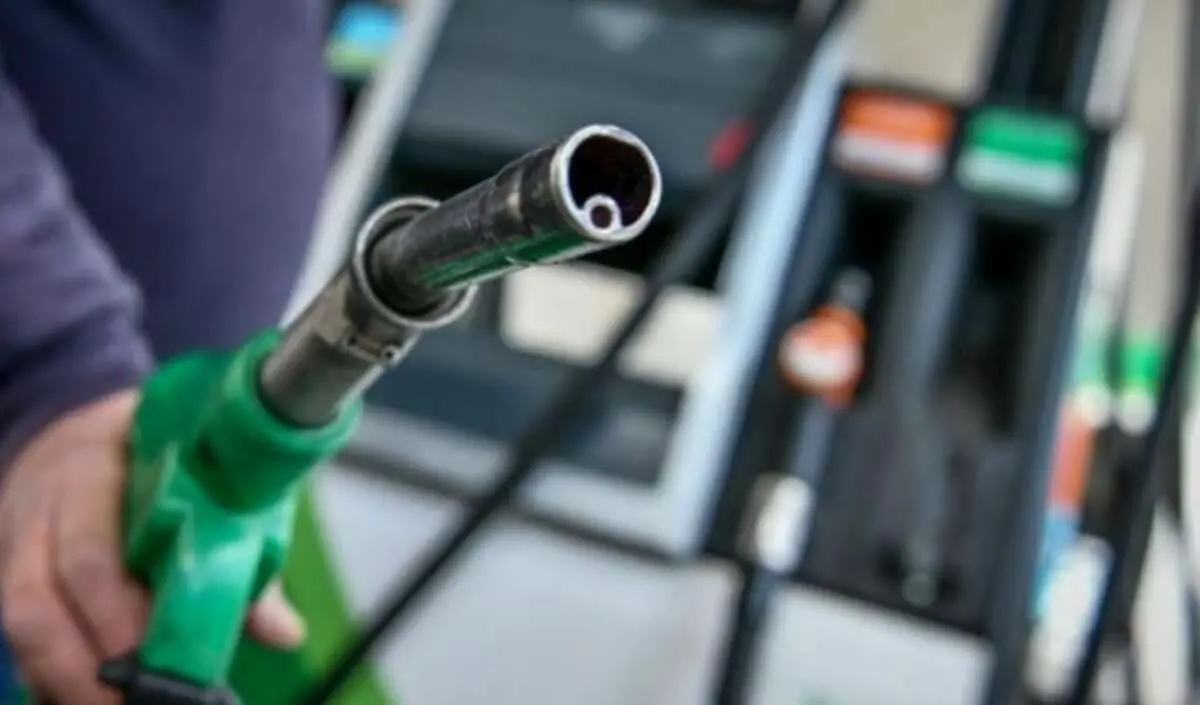 Η Ισότητα ζητά από τον ΥΠΟΙΚ μείωση των φόρων στα καύσιμα