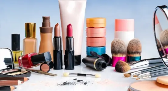 Περισσότερα καλλυντικά προϊόντα αποσύρονται από την αγορά