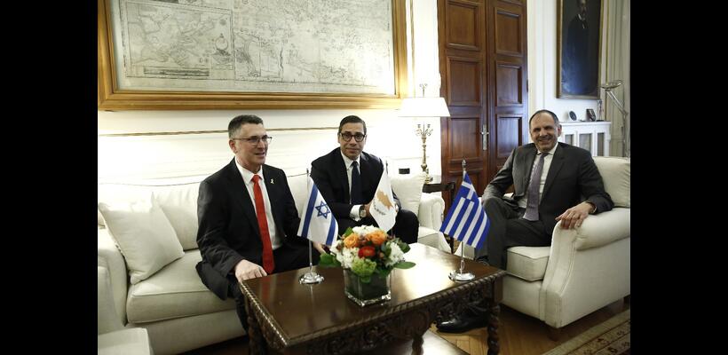 Καλώδιο: Η Αθήνα στηρίζει την ηλεκτρική διασύνδεση και βάζει στο παιχνίδι το Ισραήλ