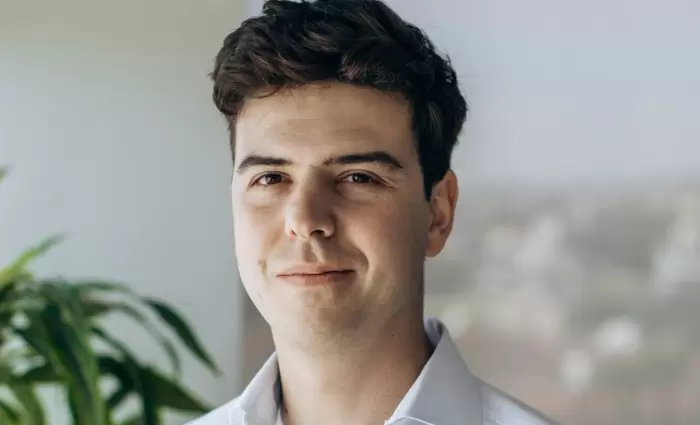 «Η Κύπρος αποταμιεύει, αλλά δεν επενδύει»