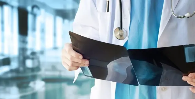 Ζητείται ακτινολόγος με μισθό €6,921 μηνιαίως