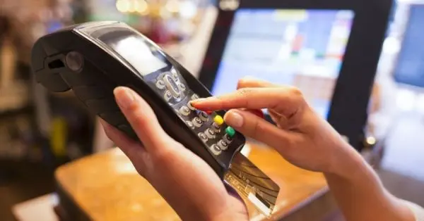 ΕΚΤ: Αύξηση 8,6% των πληρωμών χωρίς μετρητά στην Ευρωζώνη