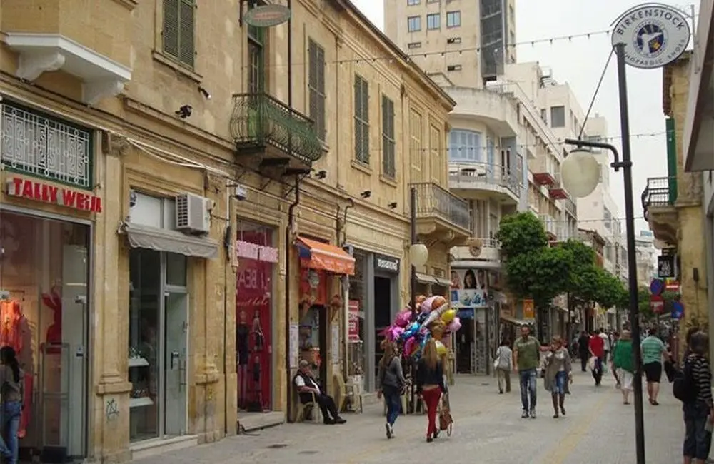 Ενθαρρυντικά τα πρώτα δείγματα από το λιανικό εμπόριο