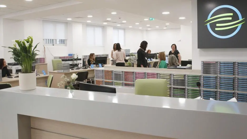 Τα ΚΕΠ λειτουργούν σαν 