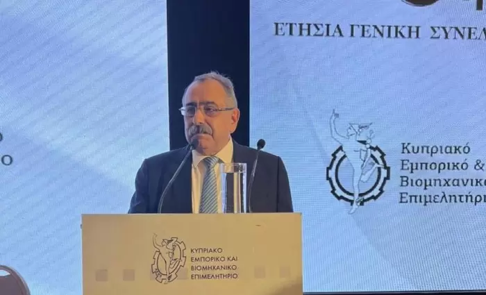 Δίπλα σε κυβέρνηση και ΟΗΕ το ΚΕΒΕ για επανέναρξη συνομιλιών