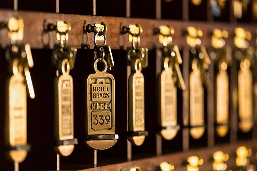 Το ξενοδοχείο St. George προσφέρει έκπτωση 30% στις υπηρεσίες του