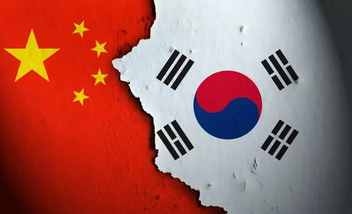 Σεούλ και Πεκίνο επιχειρούν επανεκκίνηση στις σχέσεις τους