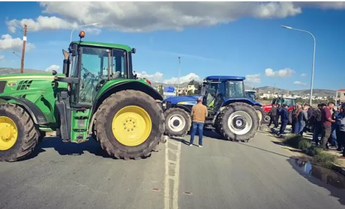 «Νιώθουμε πλήρως εγκαταλελειμμένοι» φώναξαν οι αγρότες της Πάφου