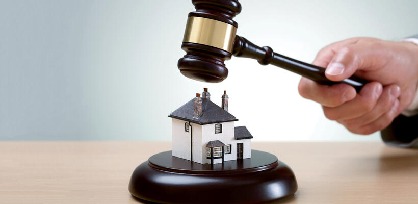 Κρούουν τον κώδωνα για τις εκποιήσεις οι εταιρείες εξαγοράς πιστώσεων