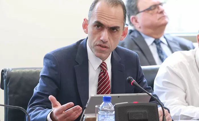 Χάρης: Υπάρχει περιθώριο για φοροελαφρύνσεις (vid)