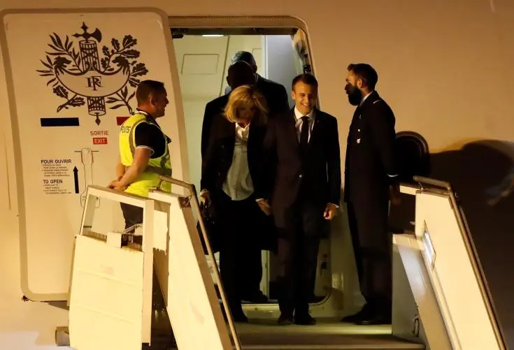 Στο Μπουένος Άιρες, τον Μακρόν υποδέχθηκαν... 'κίτρινα γιλέκα' 