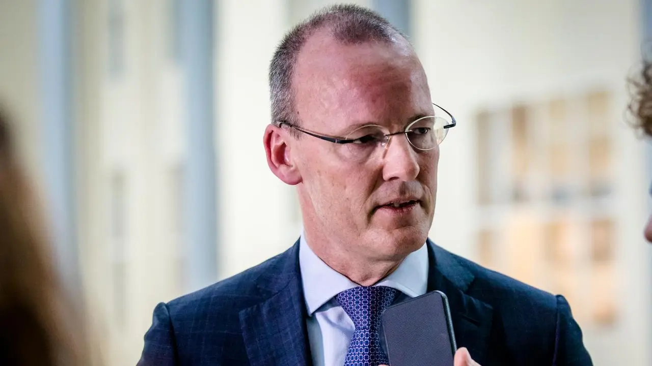 Συμβούλιο Χρηματοπιστωτικής Σταθερότητας (FSB): Παρατείνει τη θητεία του Κνοτ μέχρι τον Ιούνιο