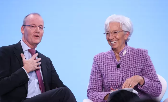 Bloomberg: Ο Κλάας Κνοτ φαβορί για τη διαδοχή Λαγκάρντ στην ΕΚΤ