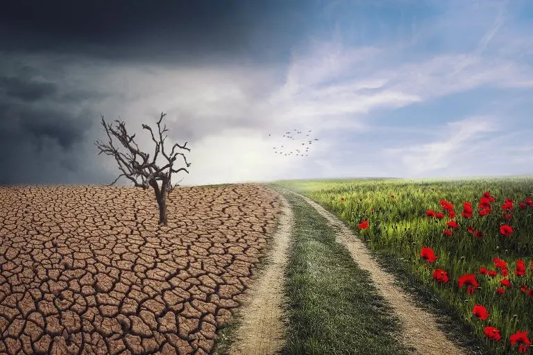 Ο πλανήτης αποχαιρετά ένα ταραχώδες 2023 και υποδέχεται ένα αβέβαιο 2024