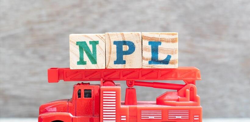 Πρόσω ολοταχώς για πώληση κόκκινων δανείων η Ελληνική Τράπεζα