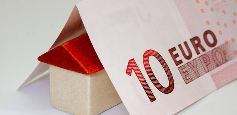 Τροποποιούνται οι νόμοι και ενισχύονται οι εταιρείες που διαχειρίζονται κόκκινα δάνεια