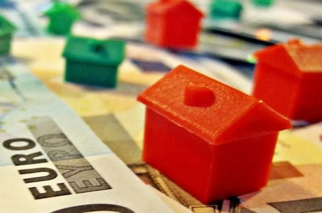 ΣΥΠΡΟΔΑΤ: Οι τράπεζες ευθύνονται για την αργή μείωση των κόκκινων δανείων