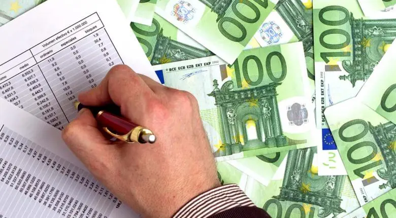 Λύση στο πρόβλημα των εγγυητών και των εγκλωβισμένων αγοραστών