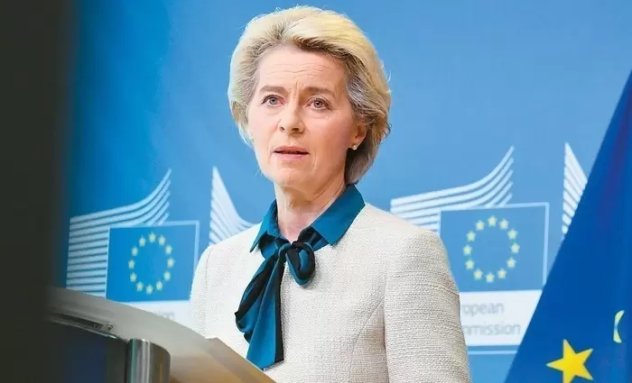 ΕΕ: Αναστέλλει τα αντίμετρα στους δασμούς Τραμπ μετά την εμπορική συμφωνία