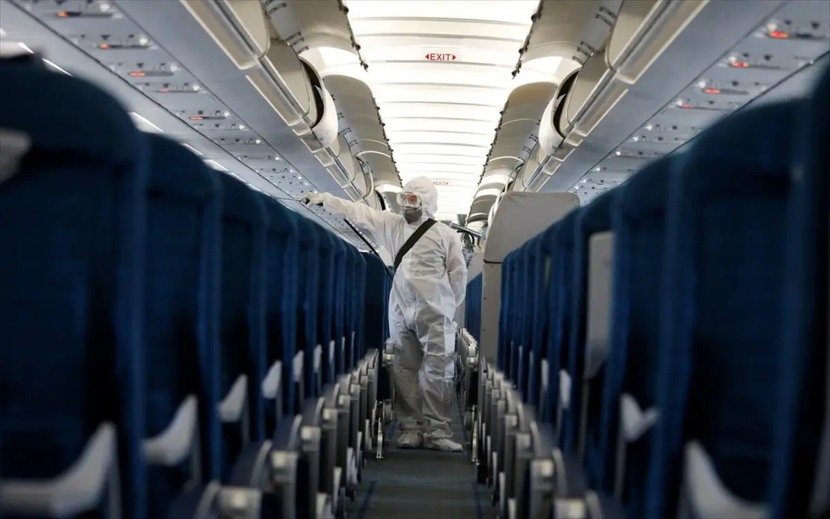 Ποια μέτρα παίρνουν οι αεροπορικές εταιρείες για την Όμικρον και τα Χριστούγεννα