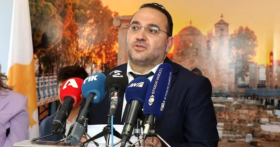 Ικανοποίηση Υφ. Τουρισμού για αύξηση αφίξεων το 2023