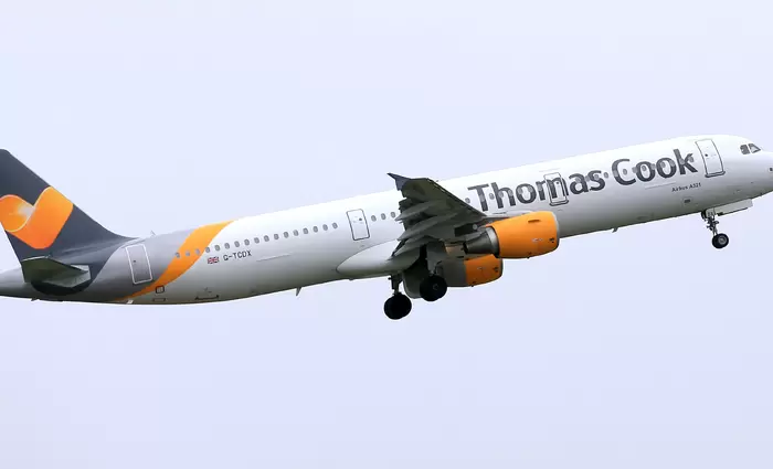 Καταρρέει η Thomas Cook