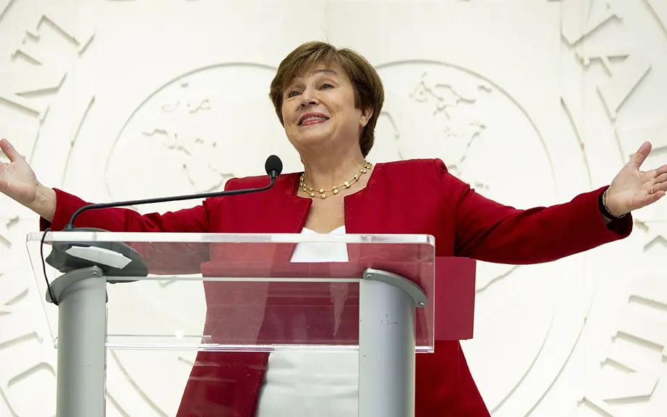 «Τρίζει» η καρέκλα της γενικής διευθύντριας του ΔΝΤ