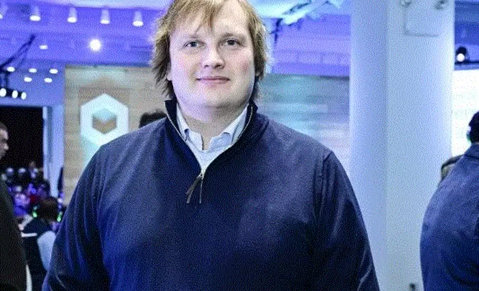 Στάνι Κουλεσόφ: Ποιος είναι ο κροίσος των crypto που αγόρασε έπαυλη αξίας 22 εκατ. στο Λονδίνο