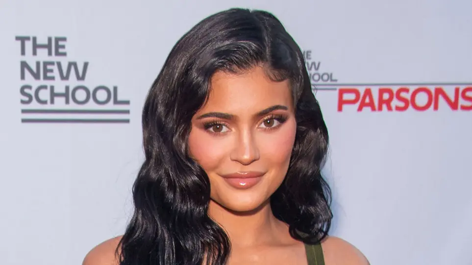 Αυτό είναι το «χρυσό» κορίτσι του Ιnstagram - Είναι 25 ετών και έχει περιουσία... 1 δισ.