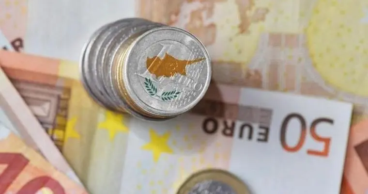 Πλεόνασμα κυβέρνησης €324 εκ. το πρώτο τρίμηνο 2023