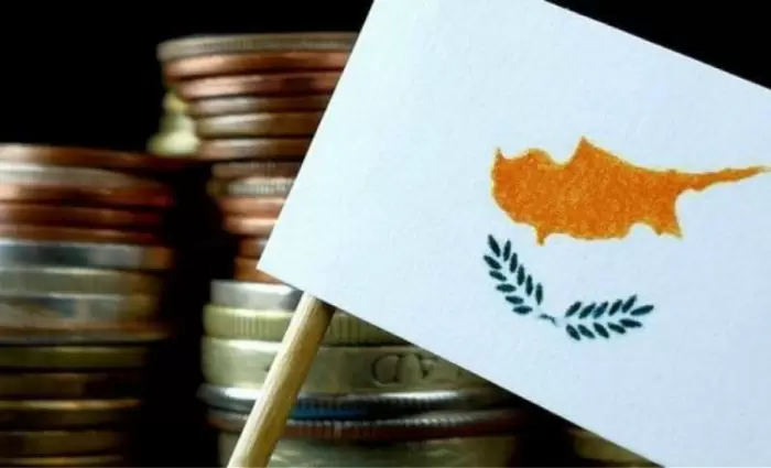 Βγαίνει σεργιάνι στις διεθνείς αγορές η Κύπρος μετά από 11 μήνες