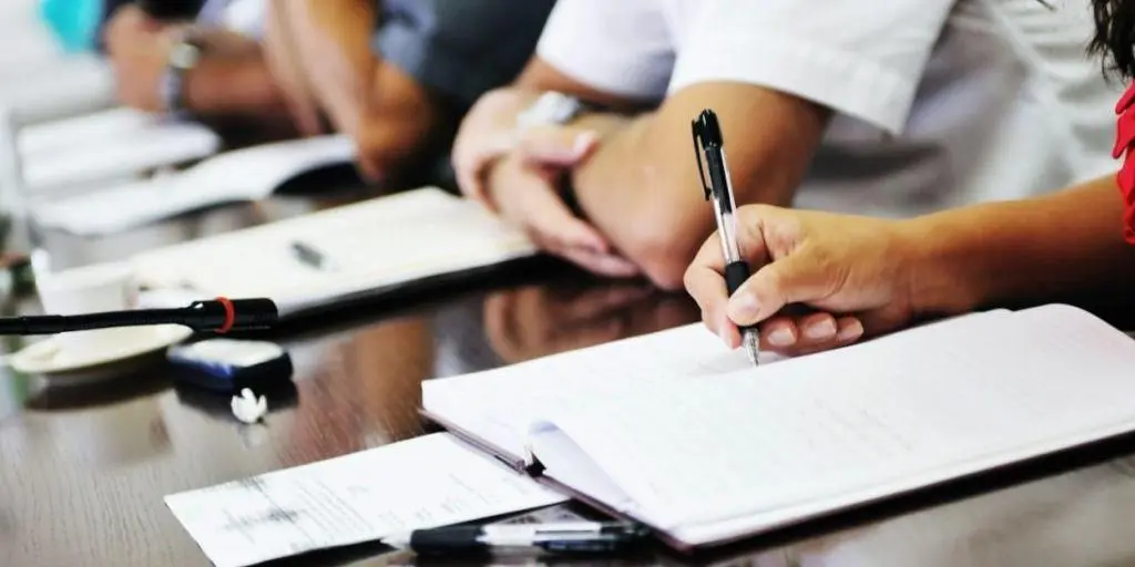 Στα θρανία όσοι θέλουν μία θέση στο Δημόσιο