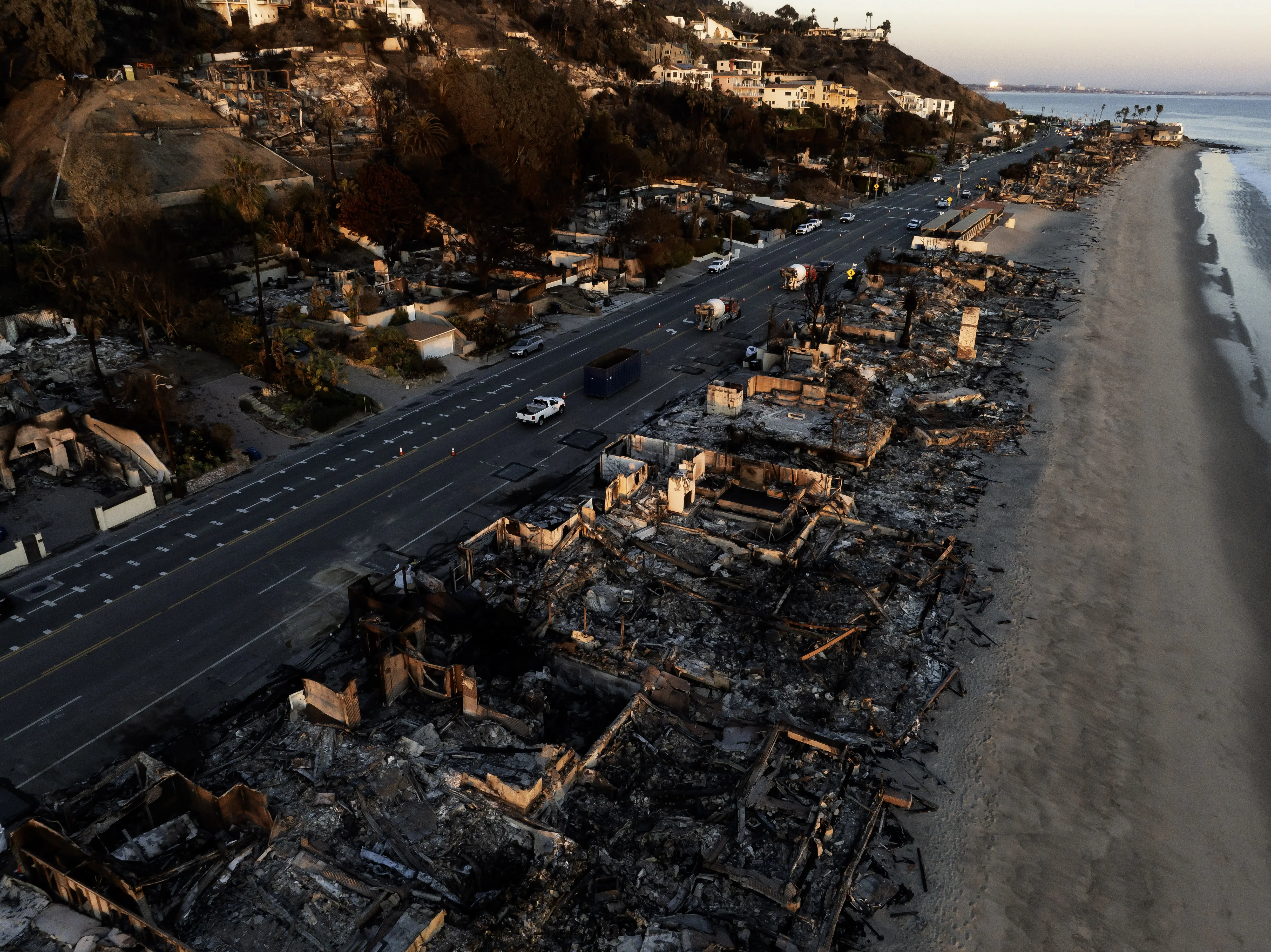 Καλιφόρνια: Με ζημιές δισεκατομμυρίων επιβαρύνθηκαν οι ασφαλιστικές από τις φωτιές