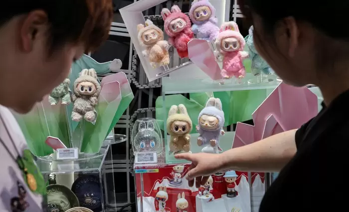 Και όμως: Η Κίνα πολεμάει τώρα τα προϊόντα μαϊμού