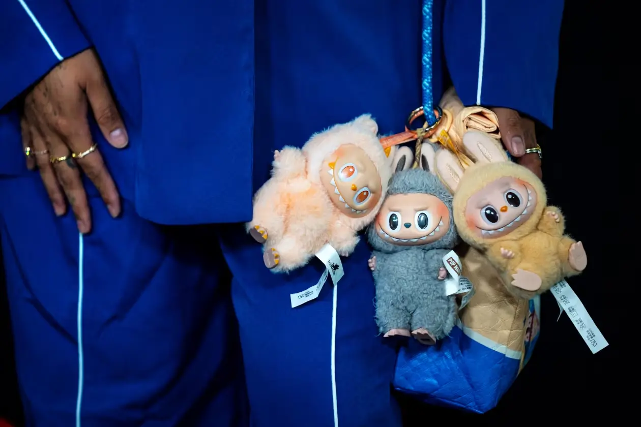 Τι αποκαλύπτει για τις αγορές η φρενίτιδα με τις Labubu