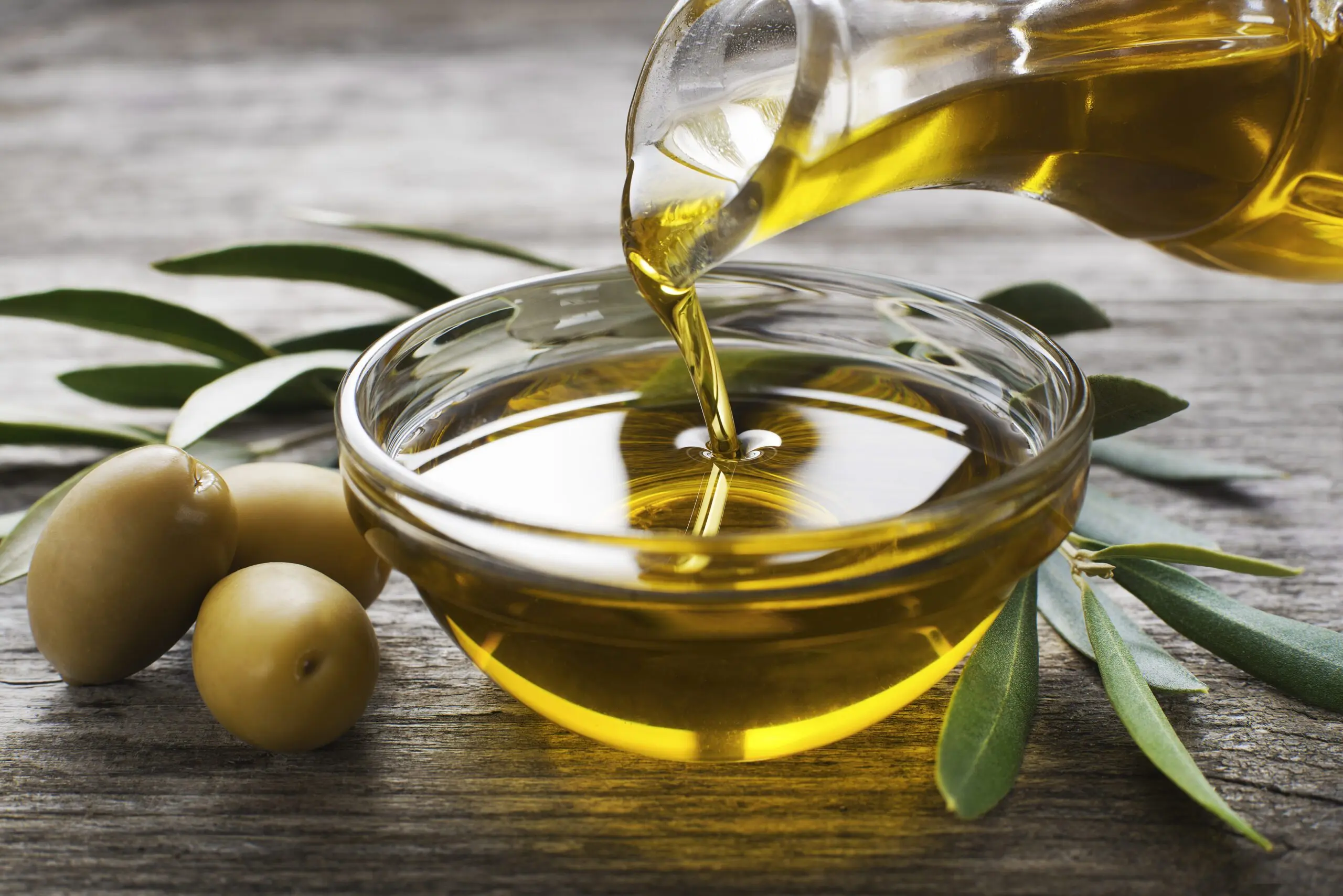 Ελαιόλαδο: Ο μεγαλύτερος παραγωγός στον κόσμο προειδοποιεί για την «τέλεια καταιγίδα» στην αγορά