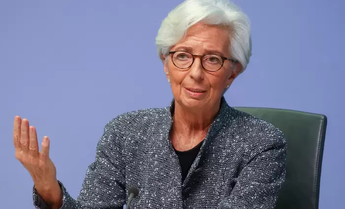 Λαγκάρντ: Η ΕΚΤ «θα συνεχίσει» τον Ιούλιο τις αυξήσεις επιτοκίων