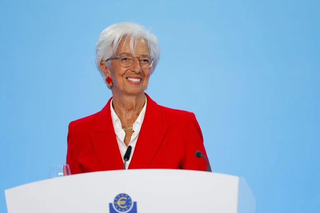 Λαγκάρντ: Η πτώση οποιασδήποτε κυβέρνησης της Ευρωζώνης θα ήταν «ανησυχητική»