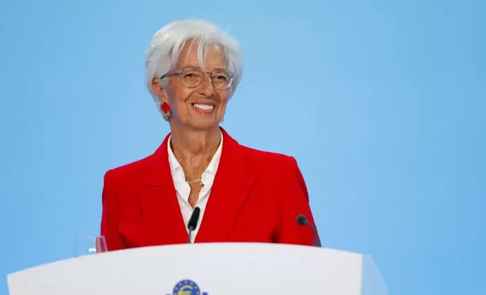 Λαγκάρντ: Η πτώση οποιασδήποτε κυβέρνησης της Ευρωζώνης θα ήταν «ανησυχητική»