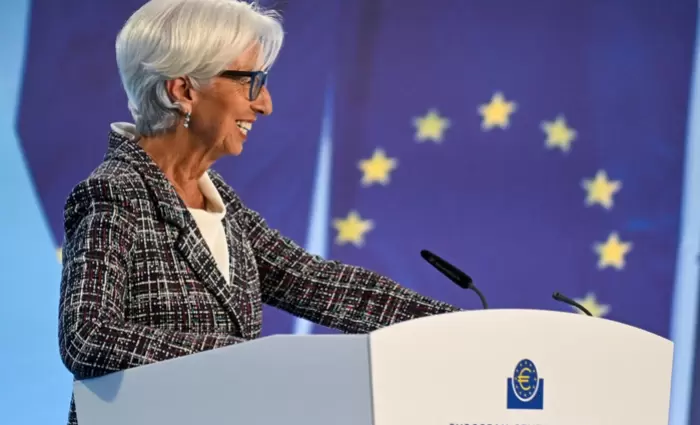 Κριστίν Λαγκάρντ: Τι εντείνει τις φήμες για «μεταγραφή» στο Παγκόσμιο Οικονομικό Φόρουμ