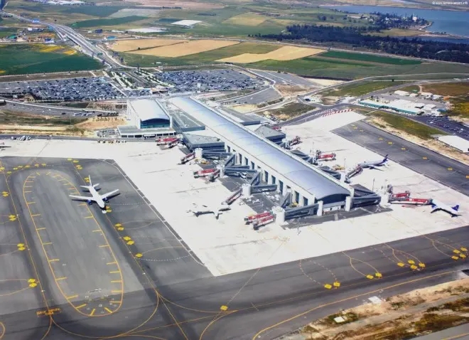 Η ΕΕ επεκτείνει τα κίνητρα προς τις αεροπορικές εταιρίες