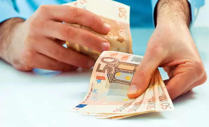 ΥΠΟΙΚ: Ανακοίνωσε πρόσθετη οικονομική ενίσχυση €4 εκατ. προς φοιτητές