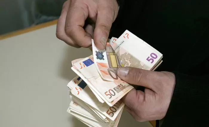 Νωρίτερα θα δοθεί φέτος το Ελάχιστο Εγγυημένο Εισόδημα