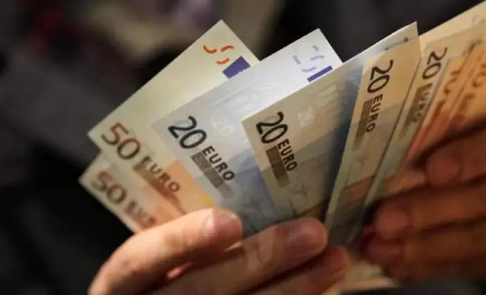 Ταμείο Πλεονάζοντος Προσωπικού: Μαλλιά κουβάρια εργοδότες και συνδικάτα για εισφορές